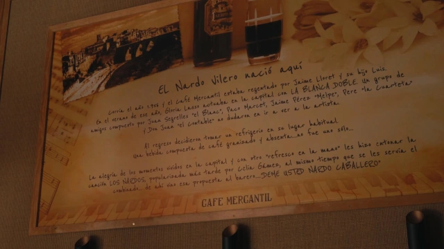 La historia del Nardo, la bebida favorita de La Vila, en el Café Mercantil.