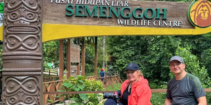 Cruz Gabaldón en parque de orangutanes de Semenggoh