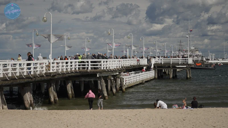La coqueta ciudad balneario de Sopot, en la costa báltica sigue siendo un excelente lugar para pasear en domingo.