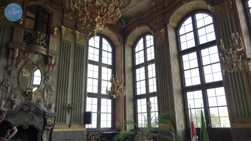 Interior del fastuoso Castillo de Ksiaz en la región de la baja Silesia