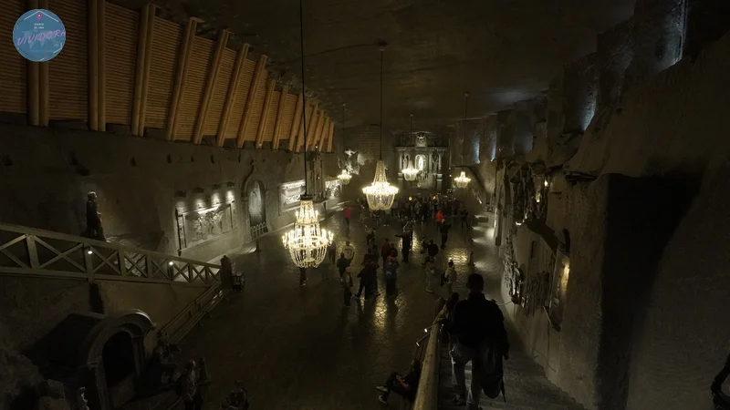 Imagen de la gran sala en las Minas de sal de Wieliczka 