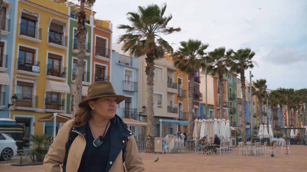 Las fachadas de colores de Villajoyosa, descubre su leyenda.